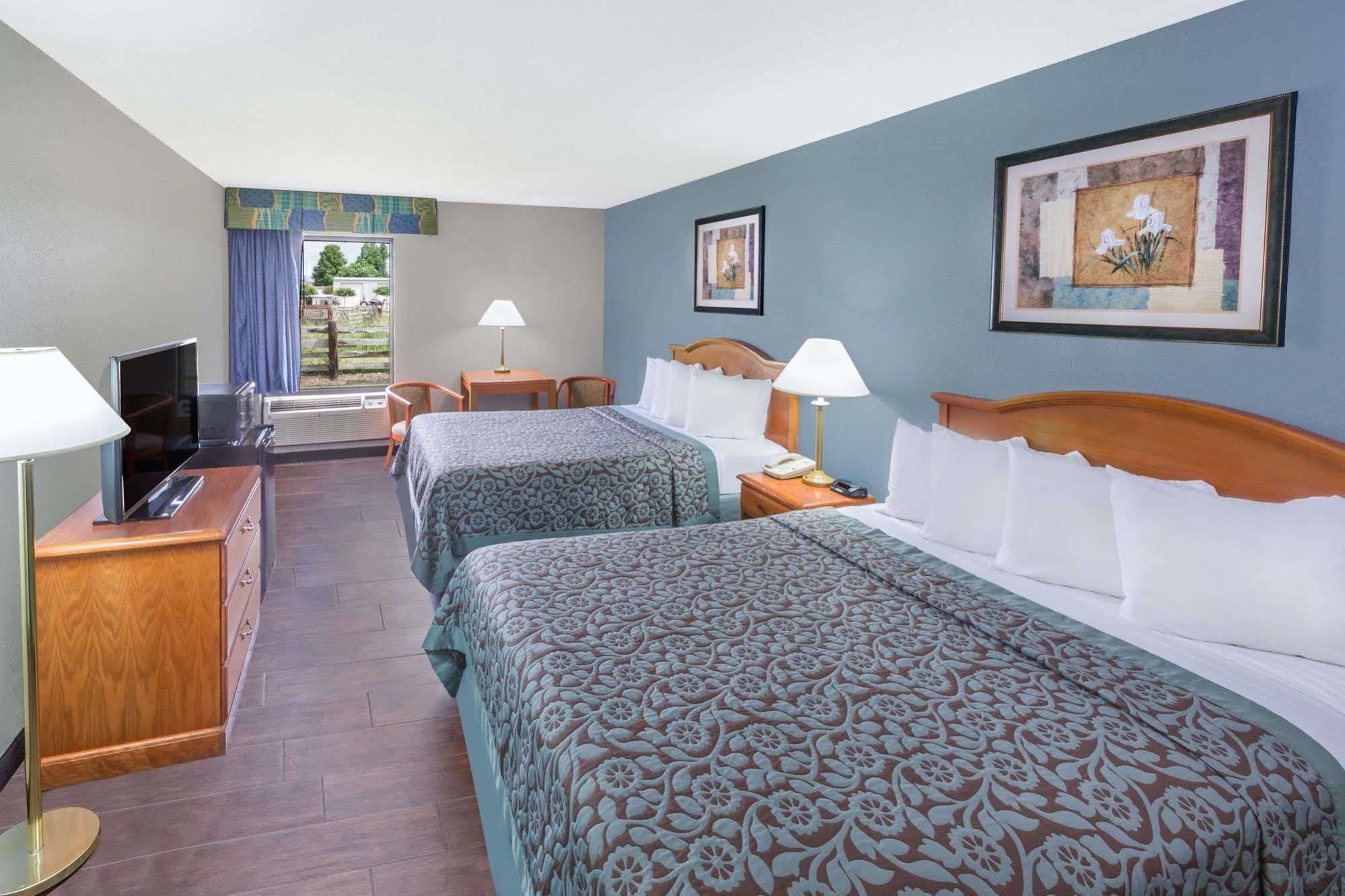 Days Inn By Wyndham Galliano La Εξωτερικό φωτογραφία